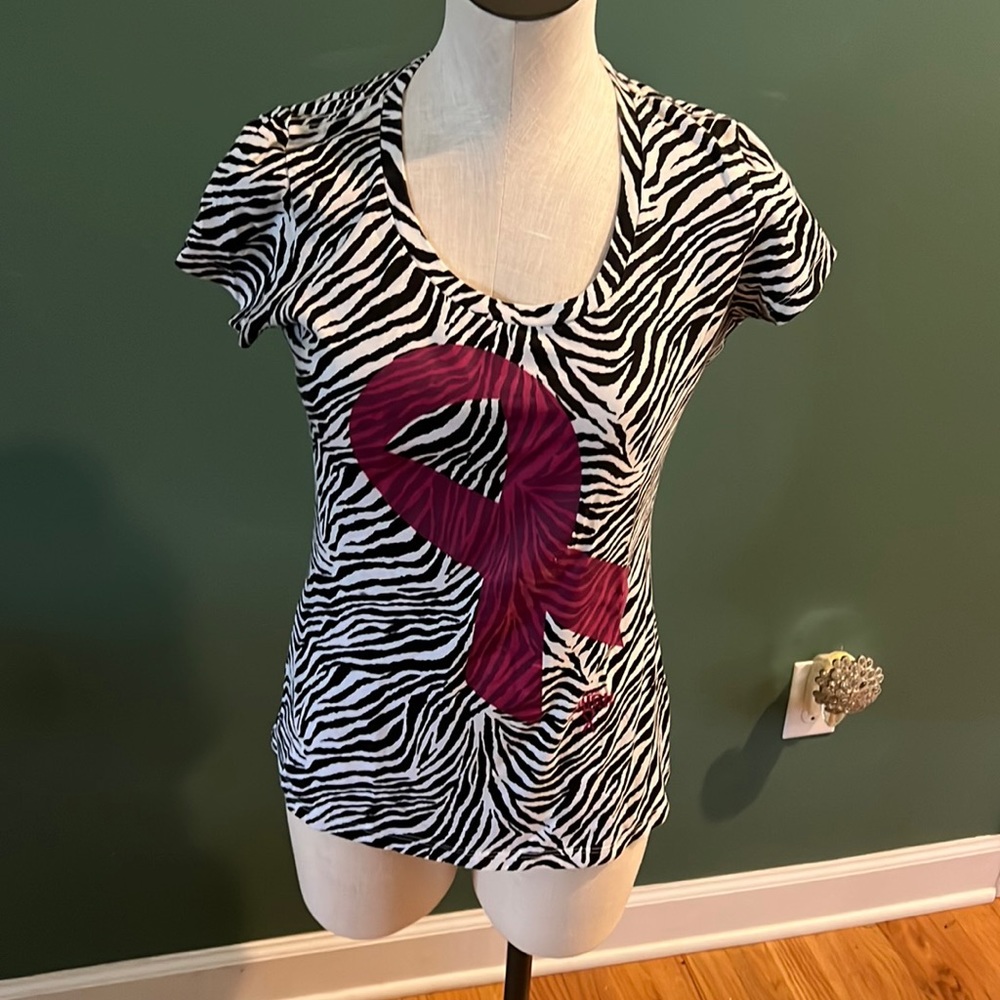 Wrangler‎ breast cancer shirt.  Size L